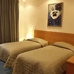 Vila Queen Mary Guest house 3*